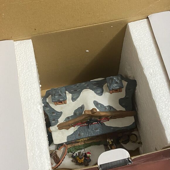 Victorian Village Collectibles 2000 Edition Old Towne Frost Fishing Shop Vintage - Picture 10 of 10